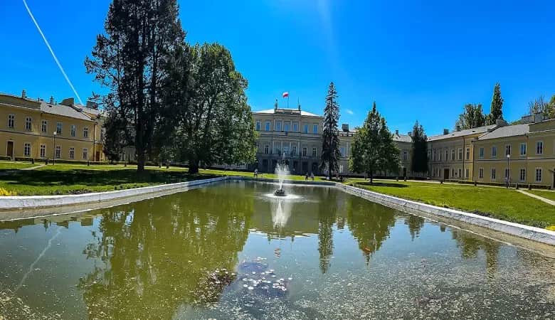 Atrakcje Puławy: Odkryj najpiękniejsze miejsca, które musisz zobaczyć