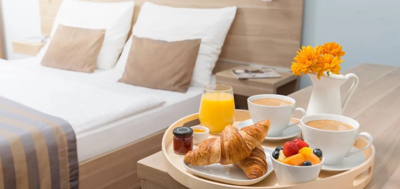 Co to znaczy hotel resort? Poznaj jego cechy i różnice